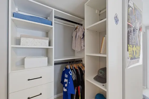 424 East Keith Road, North Vancouver For Sale - image 29