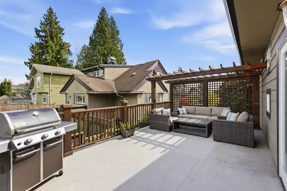 424 East Keith Road, North Vancouver For Sale - image 32