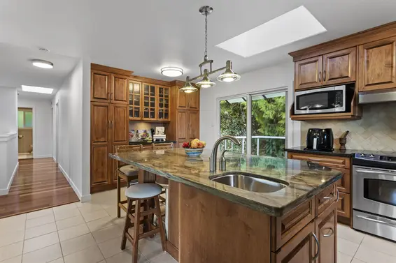 257 Bayview Road, Lions Bay For Sale - image 11