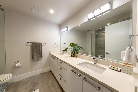 205 1591 Bowser Avenue, North Vancouver For Sale - image 23
