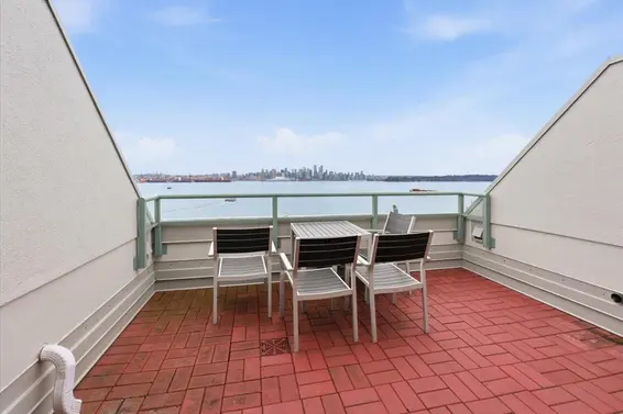 209 168 Chadwick Court, North Vancouver For Sale - image 34