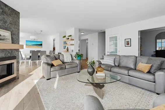 209 168 Chadwick Court, North Vancouver For Sale - image 5