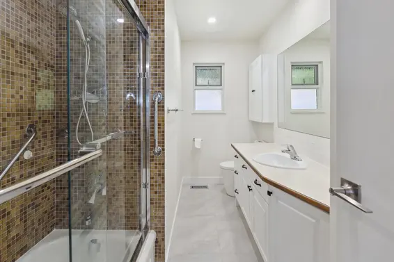 330 Bayview Road, Lions Bay For Sale - image 15