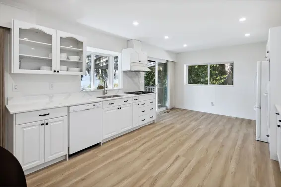330 Bayview Road, Lions Bay For Sale - image 9