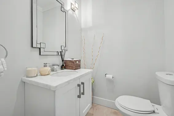 952 Grand Boulevard, North Vancouver For Sale - image 16