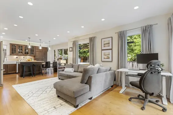 4700 Underwood Avenue, North Vancouver For Sale - image 12