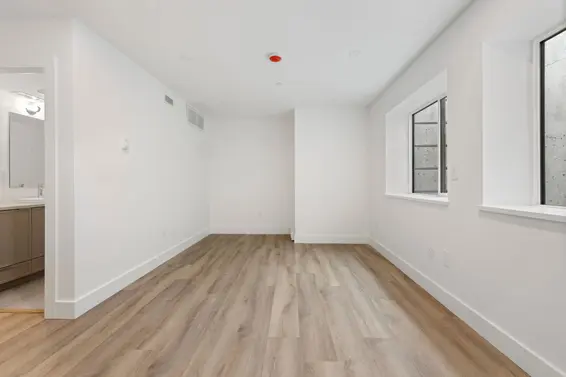 1 328 West 14th Street, North Vancouver For Sale - image 17