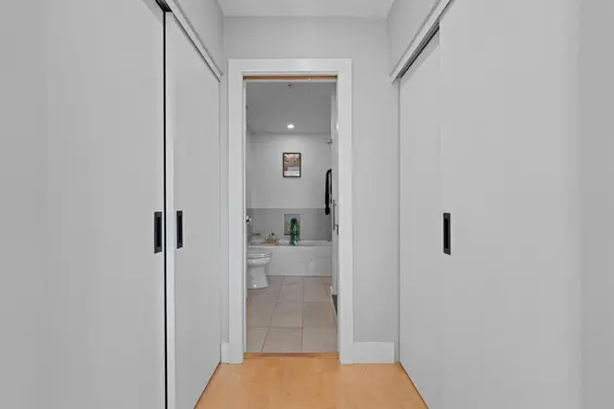 414 332 Lonsdale Avenue, North Vancouver For Sale - image 18