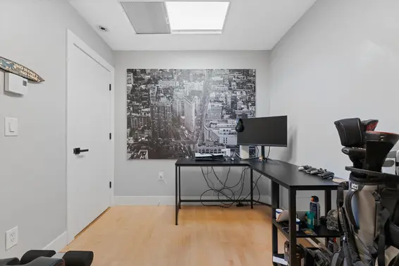 414 332 Lonsdale Avenue, North Vancouver For Sale - image 21