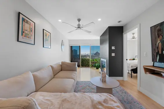 414 332 Lonsdale Avenue, North Vancouver For Sale - image 9