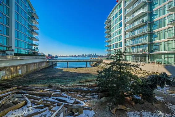 305 185 Victory Ship Way, North Vancouver For Sale - image 21