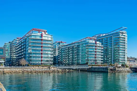 305 185 Victory Ship Way, North Vancouver For Sale - image 3