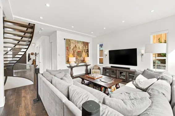 3840 Prospect Road, North Vancouver For Sale - image 10