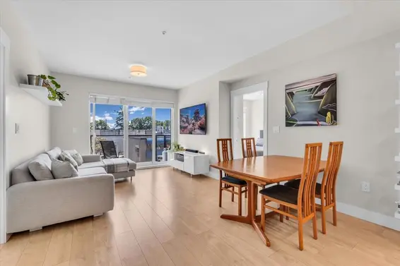 211 1496 Charlotte Road, North Vancouver For Sale - image 4