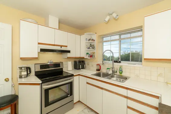 100 East Kensington Road, North Vancouver For Sale - image 10