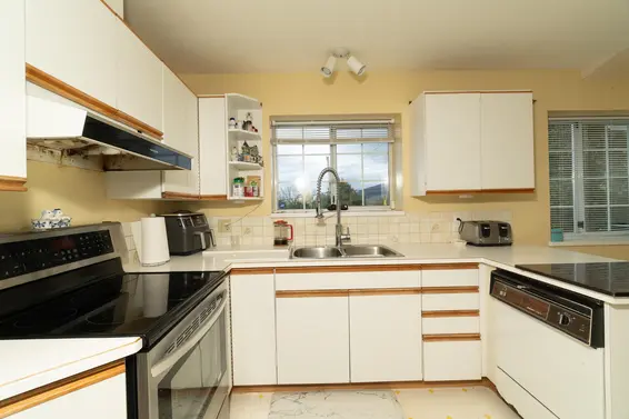 100 East Kensington Road, North Vancouver For Sale - image 13