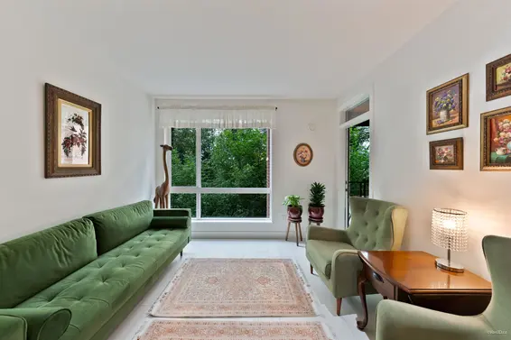 205 733 West 3rd Street, North Vancouver For Sale - image 4