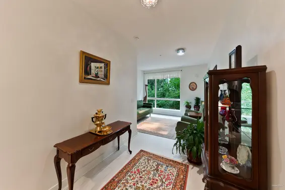 205 733 West 3rd Street, North Vancouver For Sale - image 6