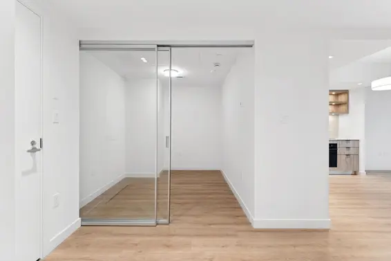 317 755 Harbourside Drive, North Vancouver For Sale - image 18