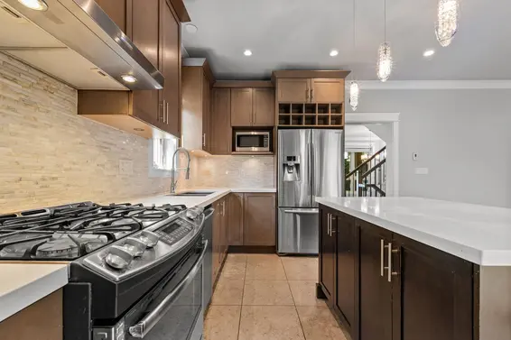 1 651 West 14th Street, North Vancouver For Sale - image 15