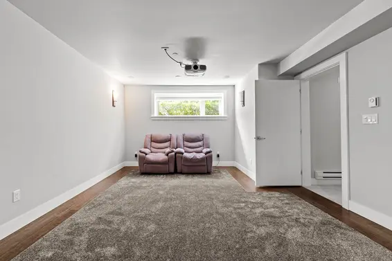 1 651 West 14th Street, North Vancouver For Sale - image 29