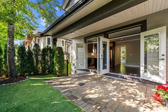 1 651 West 14th Street, North Vancouver For Sale - image 31