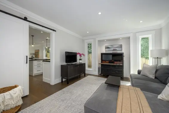 5544 Woodchuck Place, North Vancouver For Sale - image 11