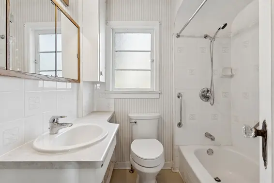 1531 Inglewood Avenue, West Vancouver For Sale - image 12