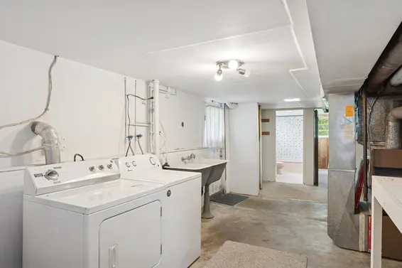 1531 Inglewood Avenue, West Vancouver For Sale - image 21