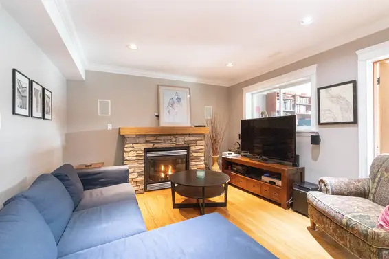 2588 Panorama Drive, North Vancouver For Sale - image 13