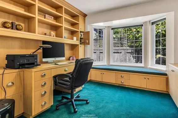 2558 Panorama Drive, North Vancouver For Sale - image 33