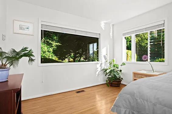 8665 Lawrence Way, West Vancouver For Sale - image 26