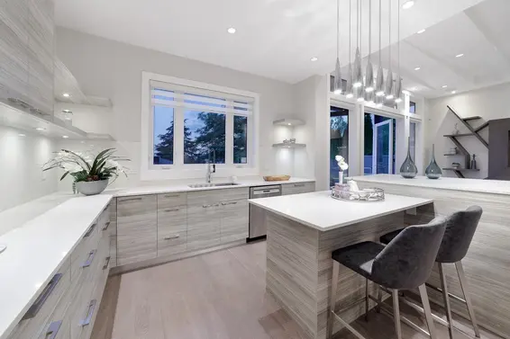 517 Granada Crescent, North Vancouver For Sale - image 10
