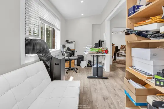 694 Keith Road, West Vancouver For Sale - image 7
