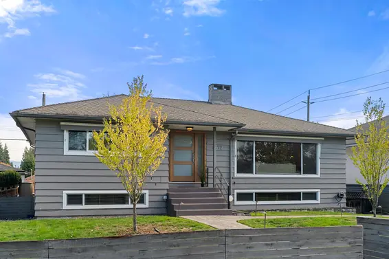 1612 Grand Boulevard, North Vancouver