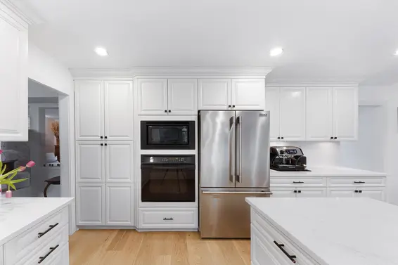 5446 Cliffridge Avenue, North Vancouver For Sale - image 13