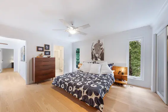 5446 Cliffridge Avenue, North Vancouver For Sale - image 19