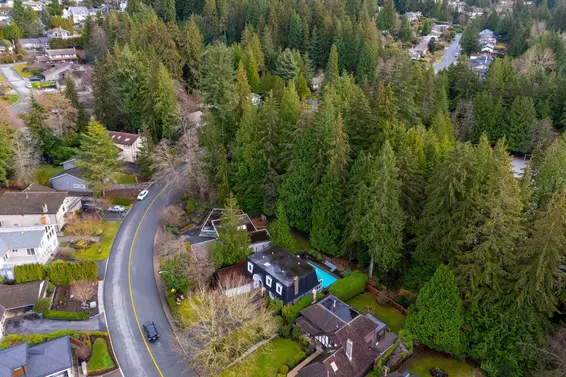 5446 Cliffridge Avenue, North Vancouver For Sale - image 35