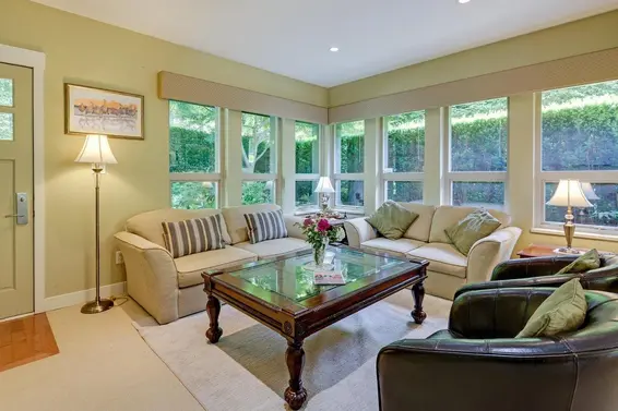 177 West Queens Road, North Vancouver For Sale - image 2