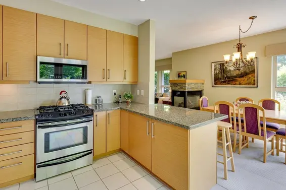 177 West Queens Road, North Vancouver For Sale - image 9