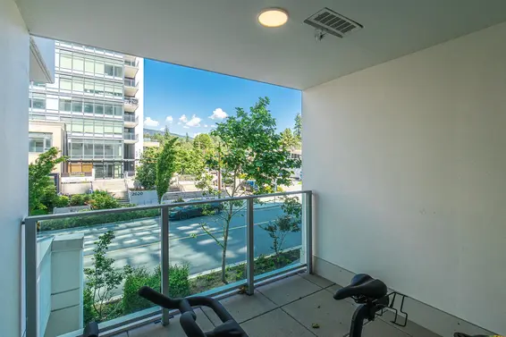 2025 Curling Road, North Vancouver For Sale - image 34