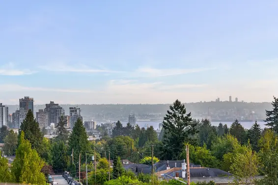 404 121 West 29th Street, North Vancouver For Sale - image 2