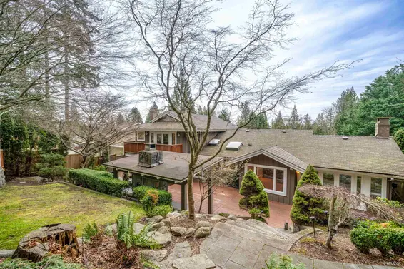 4629 Caulfeild Drive, West Vancouver For Sale - image 31