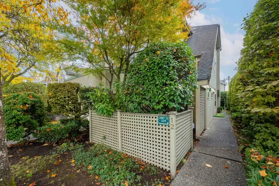 12 229 East 8th Street, North Vancouver For Sale - image 29