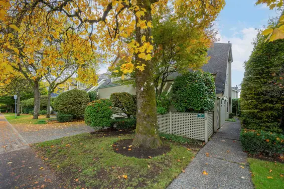 12 229 East 8th Street, North Vancouver For Sale - image 30