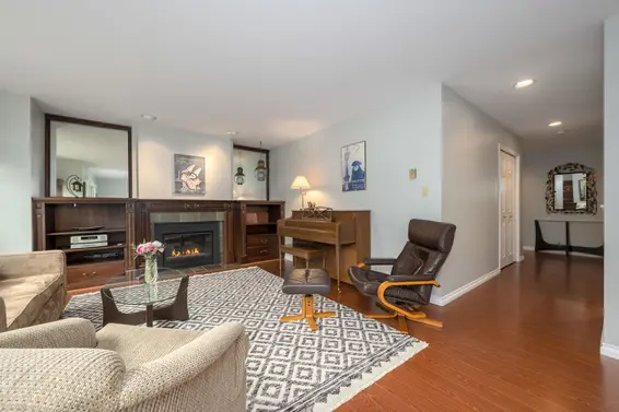 12 229 East 8th Street, North Vancouver For Sale - image 4