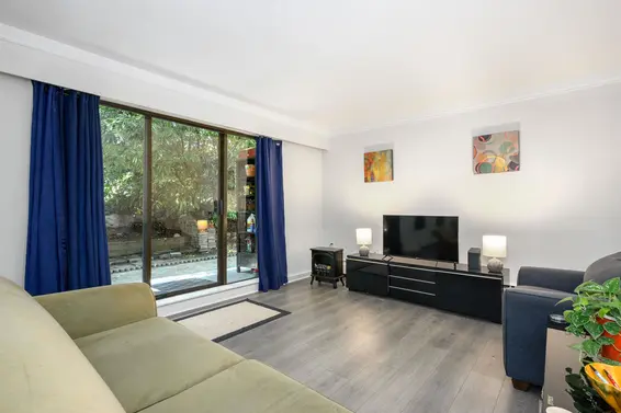 110 175 East 4th Street, North Vancouver
