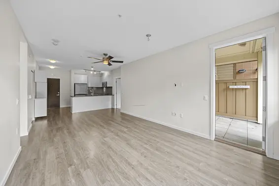 101 2665 Mountain Highway, North Vancouver For Sale - image 11