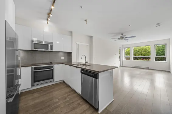 101 2665 Mountain Highway, North Vancouver For Sale - image 21