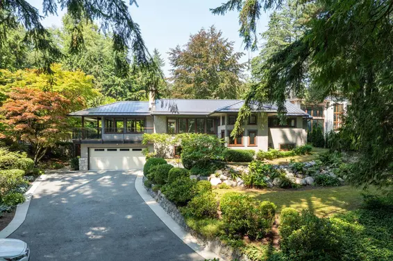431 Southborough Drive, West Vancouver For Sale - image 2
